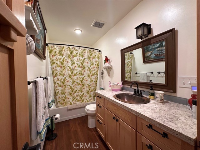 39722 Valley Of The Falls Drive, Forest Falls CA: https://media.crmls.org/medias/7d827f8d-a1fb-49f8-a822-8f2a4a0776d7.jpg