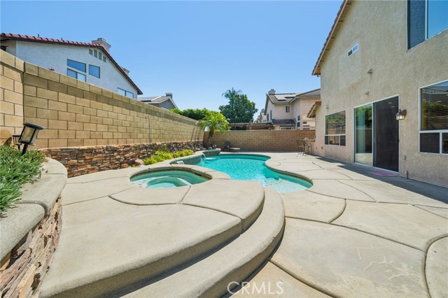 6586 Manzanita Court, Chino CA: https://media.crmls.org/medias/7d828db7-7e6d-406d-b05a-50ba09e9361f.jpg