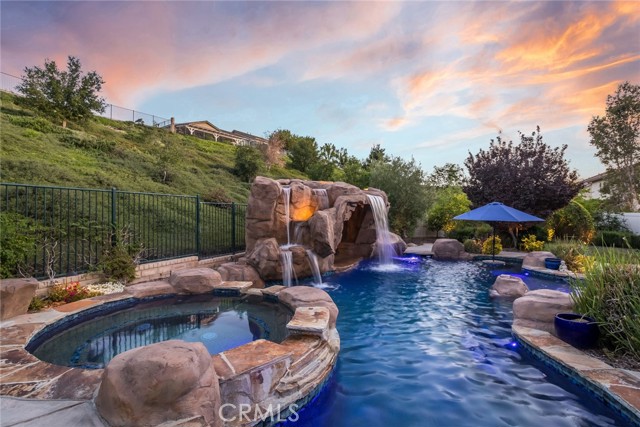 17138 Hickory Ridge Court, Canyon Country CA: https://media.crmls.org/medias/7d82d10c-ec26-4a3f-a0b8-52bda49633f5.jpg