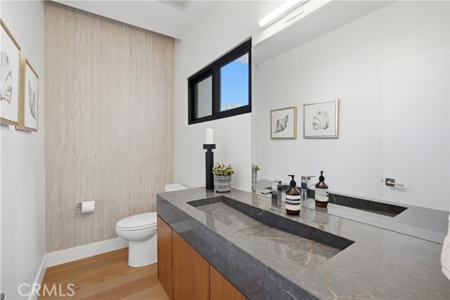 Detail Gallery Image 50 of 72 For 5108 Gordon Ln, San Diego,  CA 92109 - 4 Beds | 5/1 Baths