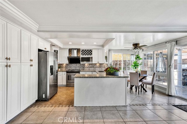 Detail Gallery Image 20 of 66 For 5865 Rexford Ave, Cypress,  CA 90630 - 5 Beds | 4 Baths