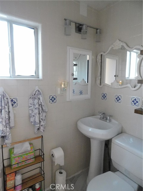 Detail Gallery Image 6 of 26 For 12818 Duffield, La Mirada,  CA 90638 - 4 Beds | 2 Baths