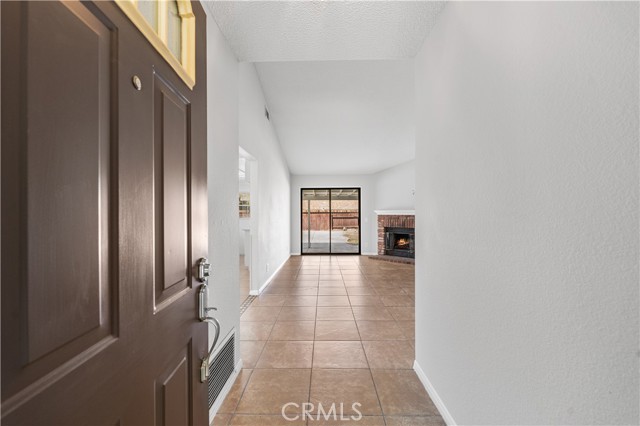 Detail Gallery Image 6 of 35 For 38115 41st St, Palmdale,  CA 93552 - 3 Beds | 2 Baths