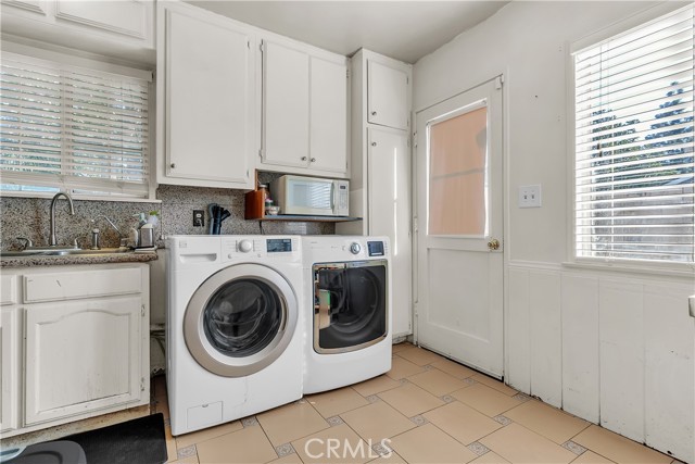 9632 Abbotsford, Pico Rivera CA: https://media.crmls.org/medias/7d858332-2df1-41f3-8446-0df14fcc8380.jpg