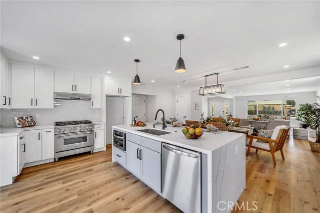 2725 Fisk Lane, Redondo Beach, California 90278, 4 Bedrooms Bedrooms, ,1 BathroomBathrooms,Residential,Sold,Fisk,PW22157941