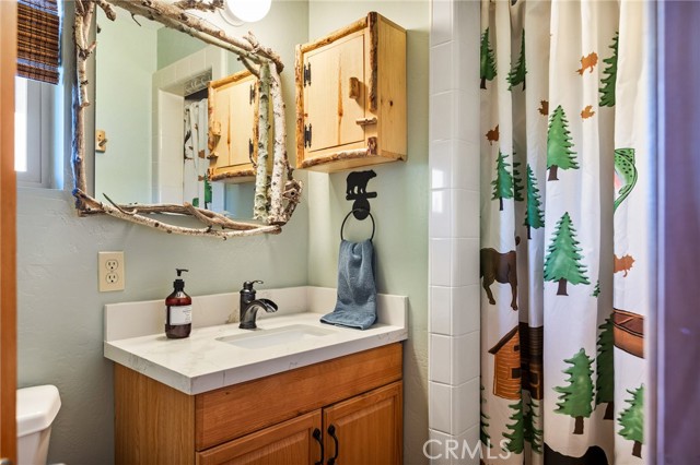 Detail Gallery Image 21 of 37 For 30008 Hickory Dr, Lake Arrowhead,  CA 92321 - 2 Beds | 2 Baths