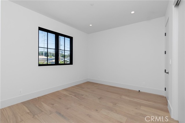 577 36th Street, Manhattan Beach, California 90266, 5 Bedrooms Bedrooms, ,5 BathroomsBathrooms,Residential,Sold,36th,SB21113889