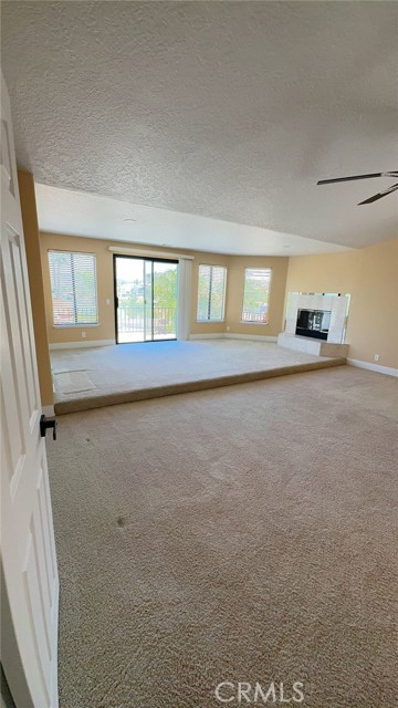 22547 Cascade, Canyon Lake CA: https://media.crmls.org/medias/7d867999-13f3-47c6-93c4-474cc3da451b.jpg