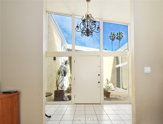 Entryway with vaulted ceilings