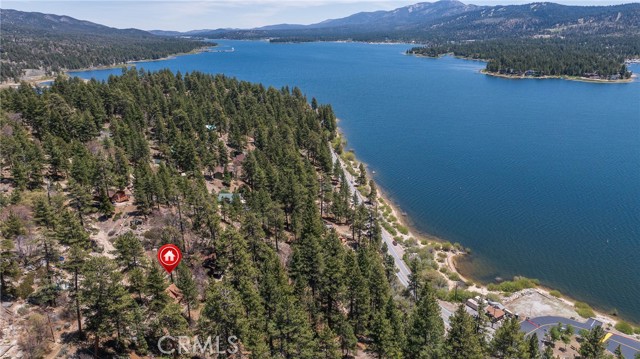 352 Big Bear Trail, Fawnskin CA: https://media.crmls.org/medias/7d86a913-e975-4d32-a130-99f39e623de0.jpg