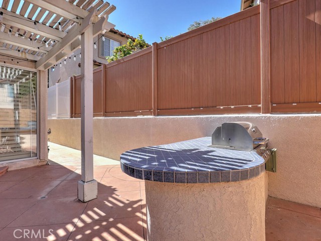 Detail Gallery Image 15 of 16 For 19 Paseo Viento, Rancho Santa Margarita,  CA 92688 - 2 Beds | 2/1 Baths