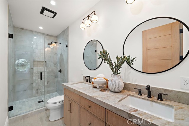 48 Belcourt Drive, Newport Beach CA: https://media.crmls.org/medias/7d8b90d3-4f90-4ba6-b7f0-180e180c775e.jpg