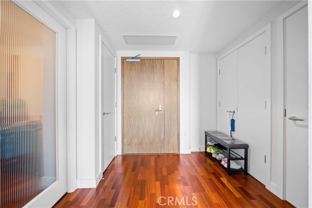 3131 Michelson Drive, Irvine CA: https://media.crmls.org/medias/7d8d2655-b753-4c69-a790-91bc4e1e97f5.jpg