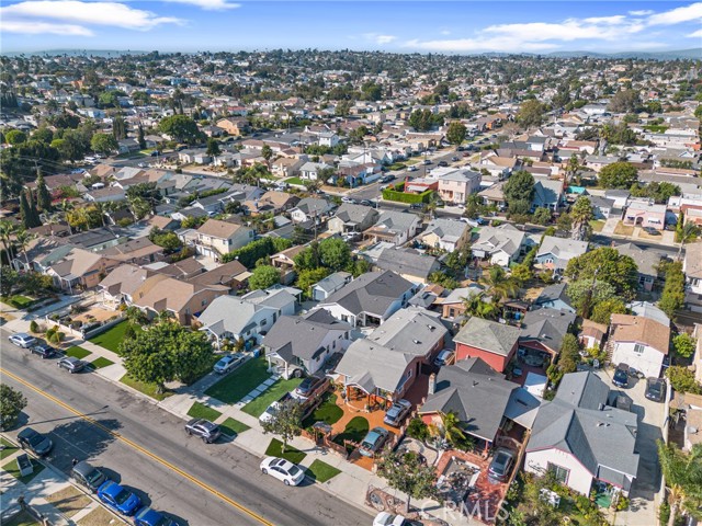 Detail Gallery Image 16 of 23 For 935 E Fairview Bld, Inglewood,  CA 90302 - 5 Beds | 4 Baths