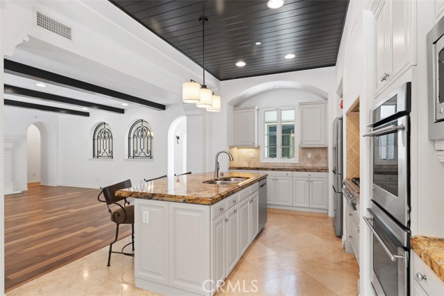 34 Tall Hedge, Irvine CA: https://media.crmls.org/medias/7d8df6f7-6c5a-46f2-a887-41ea882ad911.jpg