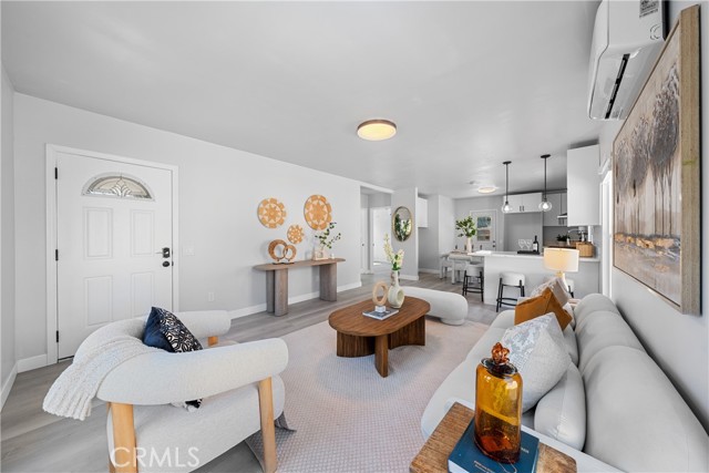 Detail Gallery Image 5 of 39 For 2461 Saint Pierre, Altadena,  CA 91001 - 4 Beds | 2 Baths