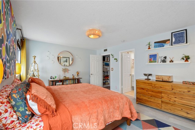 24450 Ward Street, Torrance CA: https://media.crmls.org/medias/7d8ed9ae-2499-4177-90c2-ffdf34bf7bb2.jpg
