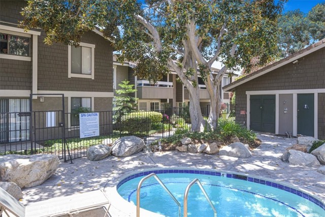 Detail Gallery Image 26 of 30 For 229 Springview, Irvine,  CA 92620 - 2 Beds | 1 Baths