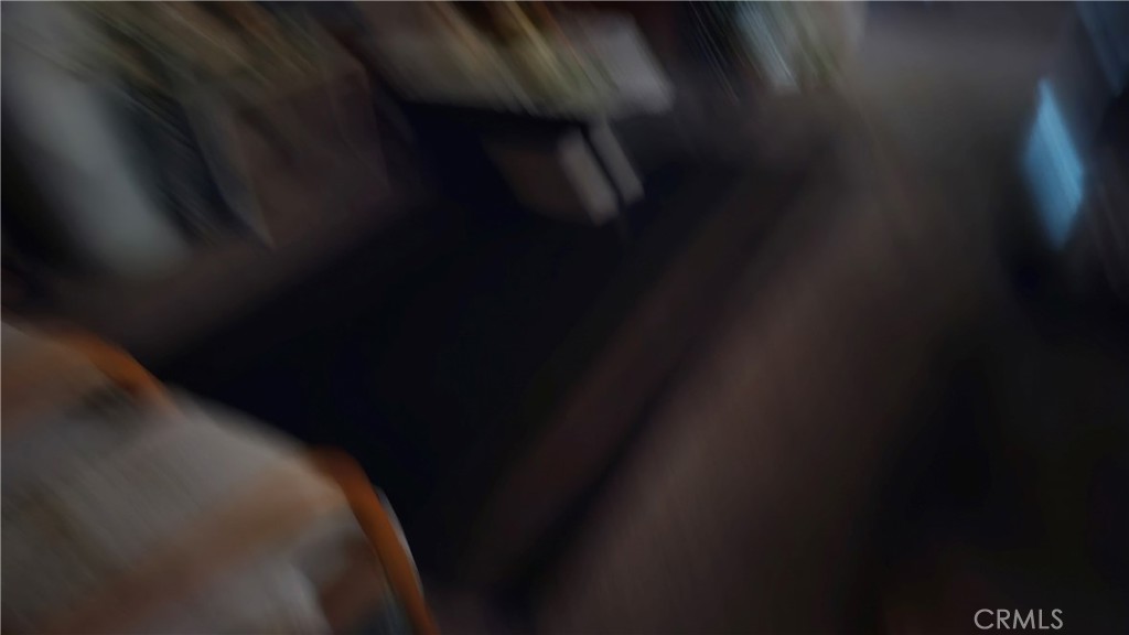https://media.crmls.org/medias/7d8f8345-61ba-4327-97b6-66ba908f4eaf.jpg?preset=X-Large