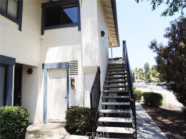 Detail Gallery Image 3 of 31 For 4137 Tiberon Dr, Oceanside,  CA 92056 - 3 Beds | 2 Baths