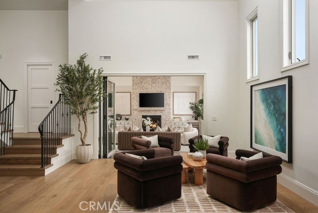 412 1/2 Goldenrod Avenue, Corona del Mar CA: https://media.crmls.org/medias/7d905feb-c892-4c80-a575-aee604fd4f0a.jpg