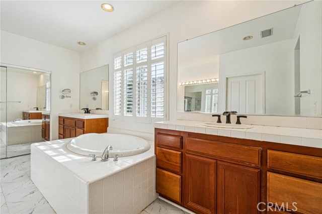 Detail Gallery Image 16 of 29 For 26013 Twain Pl, Stevenson Ranch,  CA 91381 - 5 Beds | 4 Baths