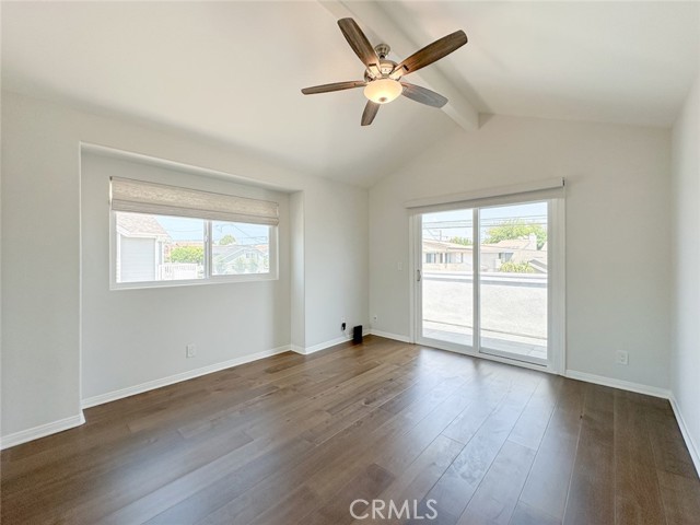 2106 Nelson Avenue, Redondo Beach CA: https://media.crmls.org/medias/7d9321c8-11d5-4b72-b5b4-ecb8ef930c4d.jpg