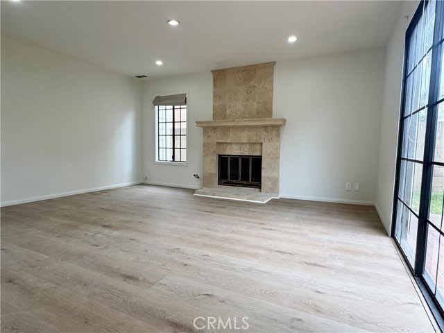 2714 Carnegie Lane, Redondo Beach CA: https://media.crmls.org/medias/7d934332-c9fe-4ee9-af51-1308f04a7ca3.jpg