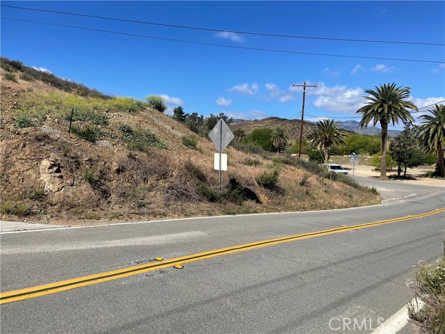 16 Strickland Avenue, Lake Elsinore, California 92530, ,Land,For Sale,16 Strickland Avenue,CRSW22080269