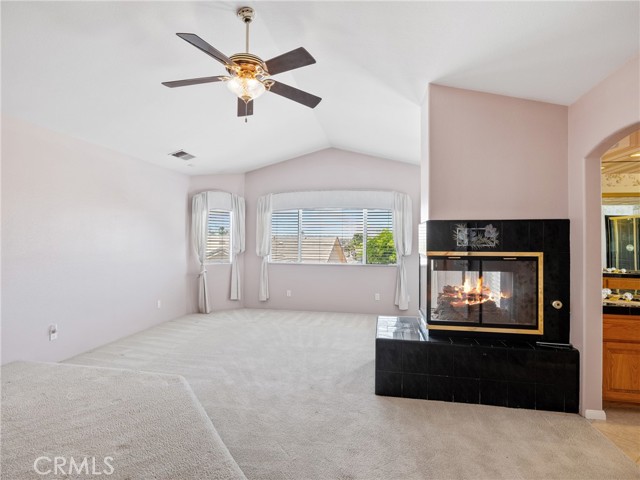 12665 Spring Valley, Victorville CA: https://media.crmls.org/medias/7d93c801-347d-4af6-b7b9-6ce6e2ecded0.jpg