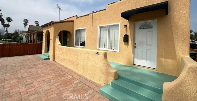 5507 Manhattan Place, Los Angeles, California 90062, ,Multi-Family,For Sale,Manhattan,SR25036537