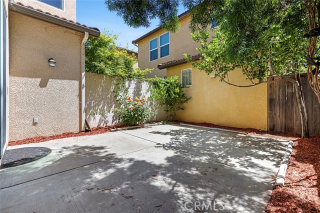 Detail Gallery Image 27 of 28 For 1587 N Strada Way, Clovis,  CA 93619 - 3 Beds | 2/1 Baths