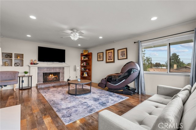 Detail Gallery Image 12 of 59 For 9558 Swinton, North Hills,  CA 91343 - 3 Beds | 2 Baths