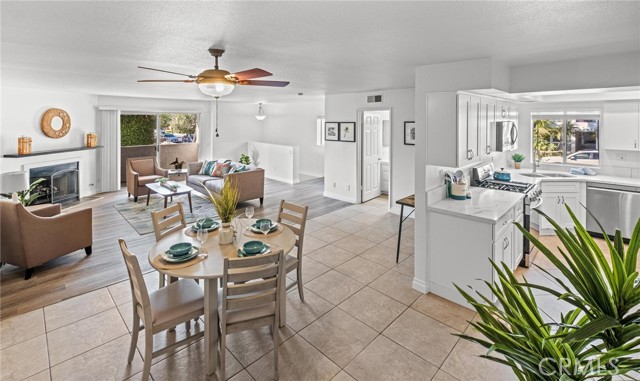 Detail Gallery Image 1 of 38 For 4452 Howard Ave #102,  Los Alamitos,  CA 90720 - 2 Beds | 2/1 Baths