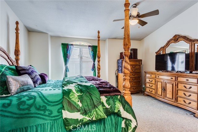 924 N Turner Avenue, Ontario CA: https://media.crmls.org/medias/7d95d79a-393a-43b6-a0ac-f2aa418e4180.jpg