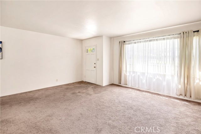 7859 Sycamore Avenue, Riverside CA: https://media.crmls.org/medias/7d95ec0f-2f81-454a-a9d9-7beba1cf5268.jpg