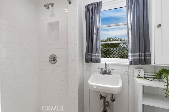 Detail Gallery Image 38 of 39 For 509 Diamond, Laguna Beach,  CA 92651 - 5 Beds | 4 Baths