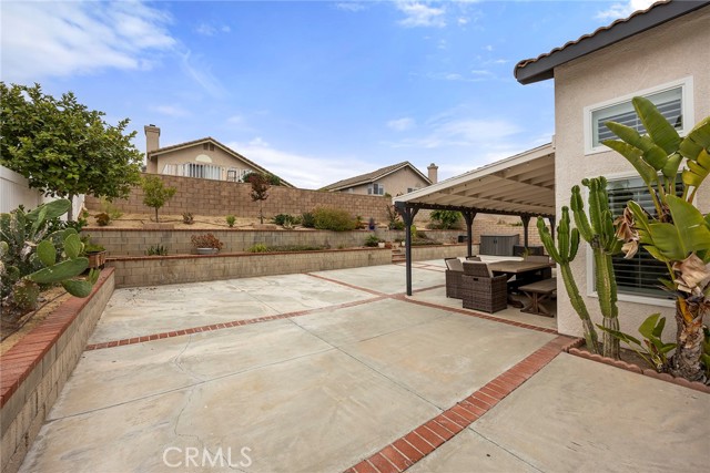 938 Cheyenne Road, Corona CA: https://media.crmls.org/medias/7d96bbe1-18ab-4c1f-bfbf-9693ced934b0.jpg
