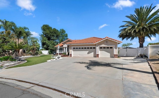 22711 Pebblestone Drive, Nuevo CA: https://media.crmls.org/medias/7d96c885-efc4-4405-9333-74c21c5adb28.jpg