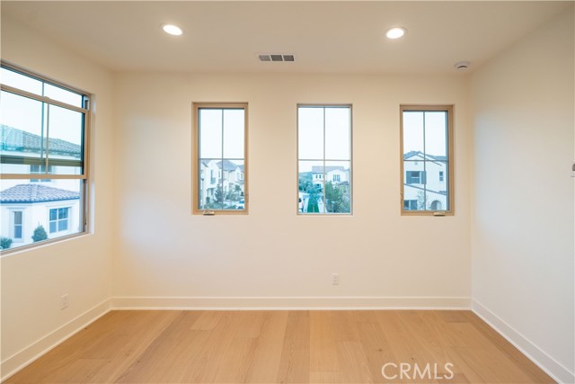 149 Somera, Irvine CA: https://media.crmls.org/medias/7d96ca1e-6eaf-448c-94ed-781aadaaa364.jpg