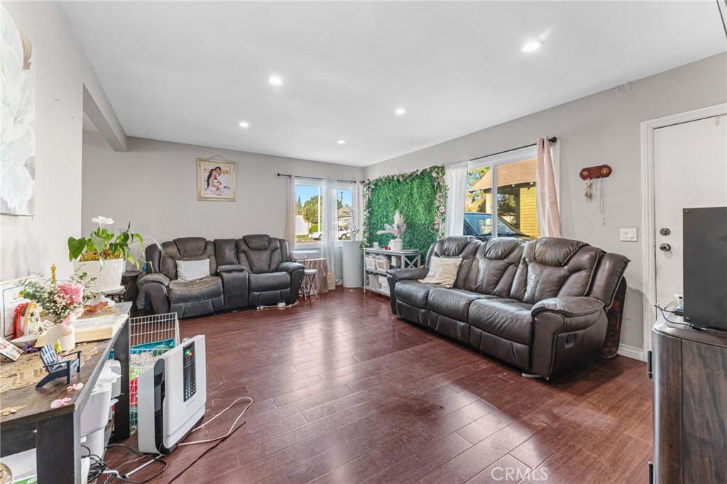 MLS #CV25270684 image #19