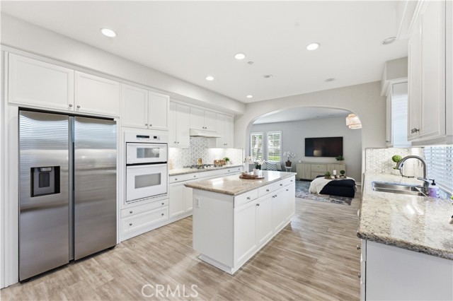 21245 Alanis, Huntington Beach CA: https://media.crmls.org/medias/7d975cc0-fd0f-4c30-a89c-d7bb5a23fc81.jpg