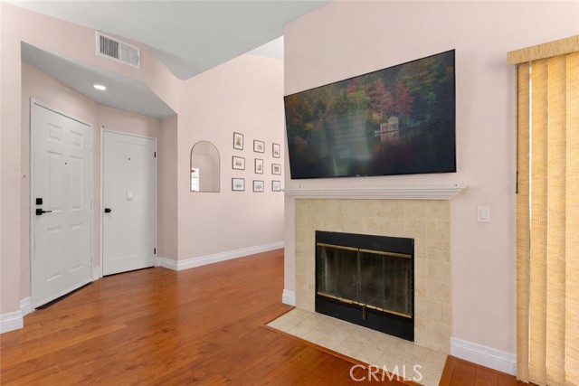 Detail Gallery Image 5 of 22 For 5160 Twilight Canyon #G,  Yorba Linda,  CA 92887 - 2 Beds | 2 Baths