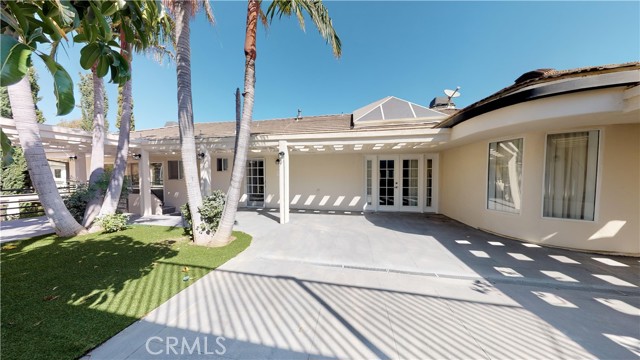 22500 N Summit Ridge Circle, Chatsworth CA: https://media.crmls.org/medias/7d9787a3-1749-4664-bc7e-4aa10308d4e9.jpg