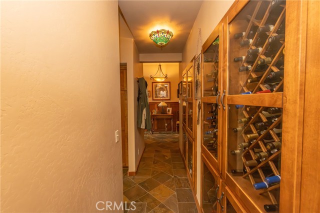 Detail Gallery Image 26 of 44 For 39255 Seminole, Fawnskin,  CA 92333 - 5 Beds | 4/1 Baths