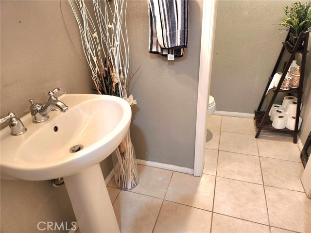 Detail Gallery Image 15 of 75 For 44814 Ruthron St, Lancaster,  CA 93536 - 3 Beds | 2/1 Baths