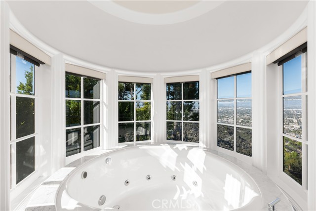 Detail Gallery Image 37 of 61 For 13320 Mulholland Dr, Beverly Hills,  CA 90210 - 5 Beds | 7 Baths