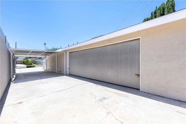 5347 E Bergh Drive, Anaheim Hills CA: https://media.crmls.org/medias/7d9b2387-23f0-416a-8183-ffc2419f47da.jpg