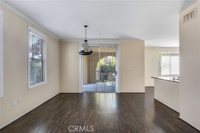 3270 Watermarke Place, Irvine CA: https://media.crmls.org/medias/7d9b8a01-9e24-4911-a64a-9753c0ec158e.jpg