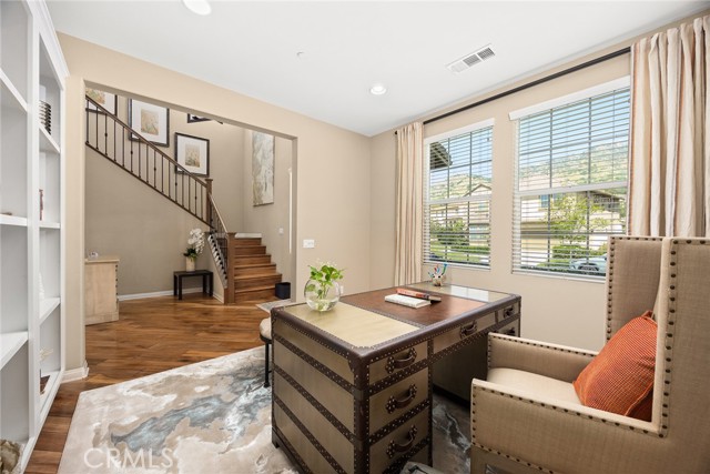 Detail Gallery Image 19 of 62 For 620 E Mandevilla Way, Azusa,  CA 91702 - 3 Beds | 3 Baths